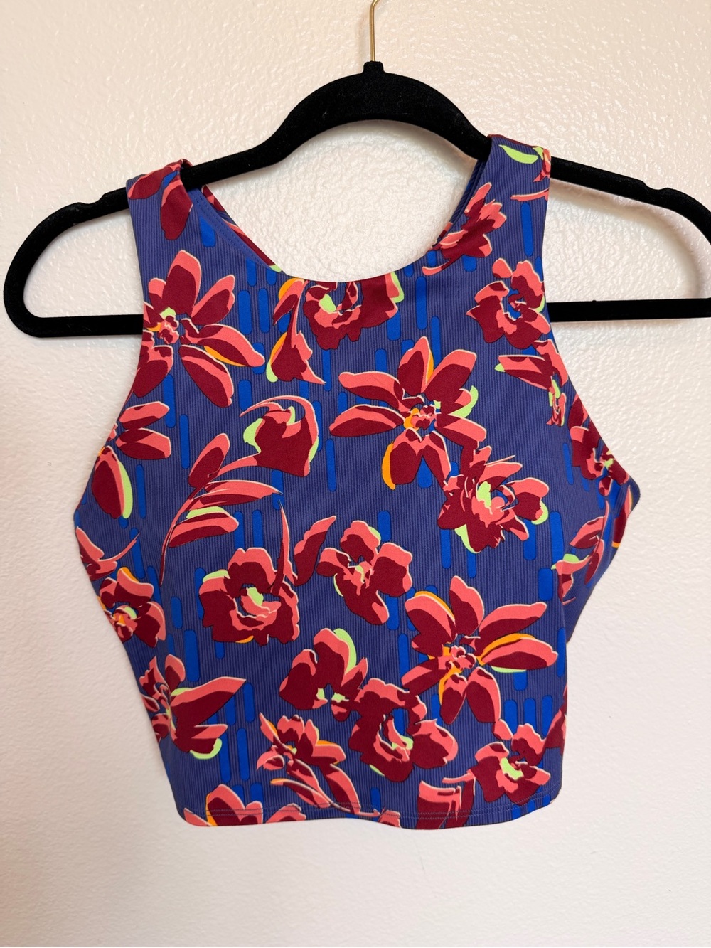 Athleta Conscious Crop Size Medium - Picture 1 of 5